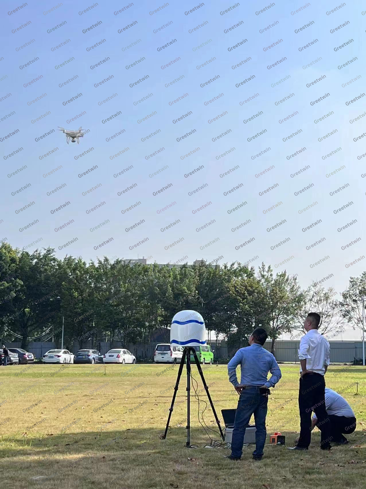 Sistema de detecção e contador de drones omnidirecional 